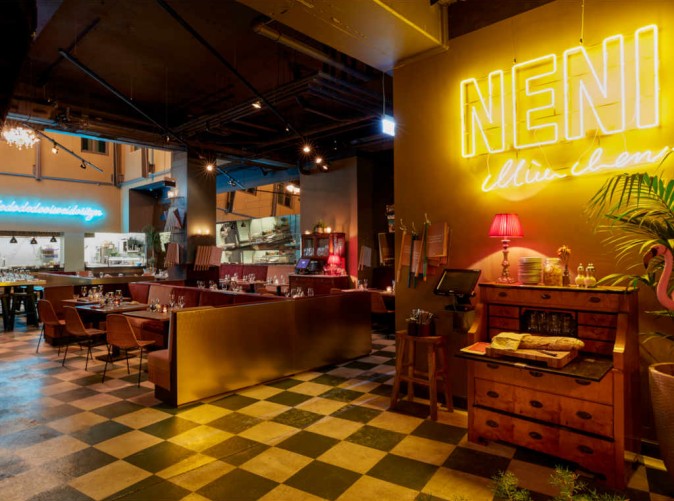 044_Schoene Aussichten Touristik - 25h_RoyalBavarian_1